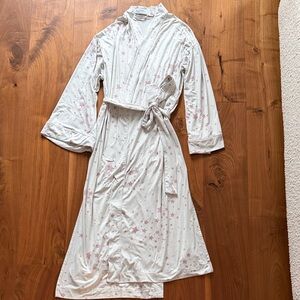 MASONgrey Kaia Cloud Jersey Pink Star Kimono Robe / Medium